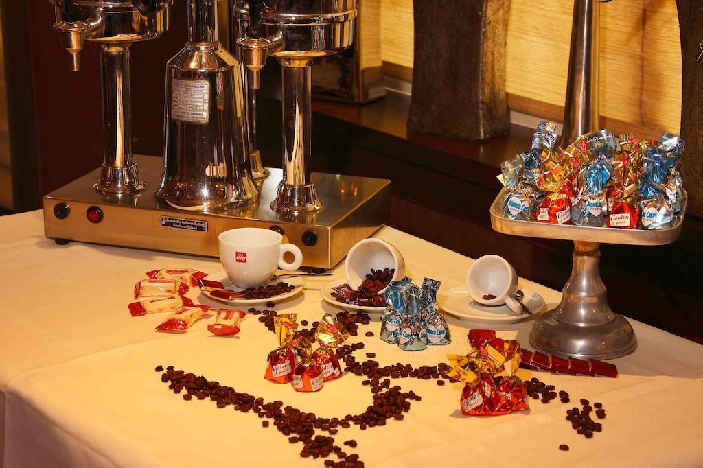 Hotel Parkzicht Veendam Ngoại thất bức ảnh